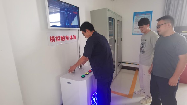 [图文]追寻红色足迹 罗致奋进实力——项管公司党支部开展8月主题党日运动-狮子会游戏