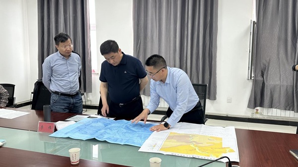 [图文]集团公司向导深入联系点讲党课、搞调研，，，， 助力巴州公司高质量生长-狮子会游戏新闻